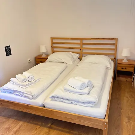 Steinwaend Apartment