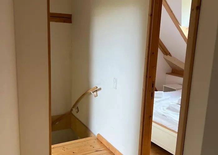 아파트 Steinwaend