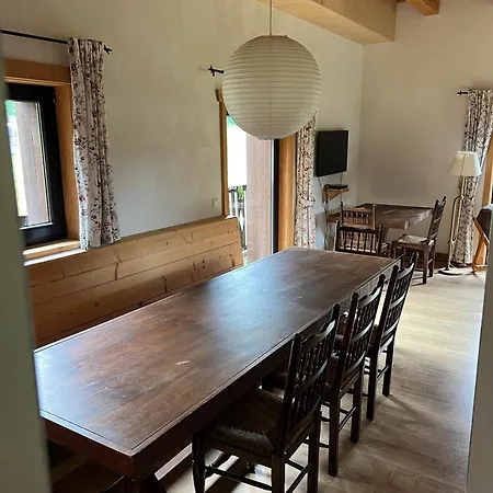 Steinwaend Lejlighed